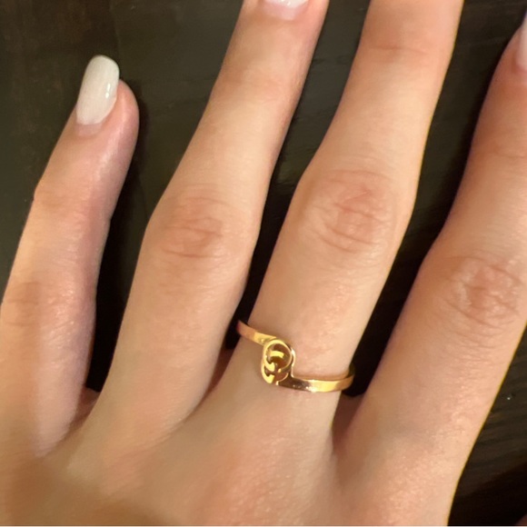 Gucci 18K Rose Gold Ring - Picture 3 of 4